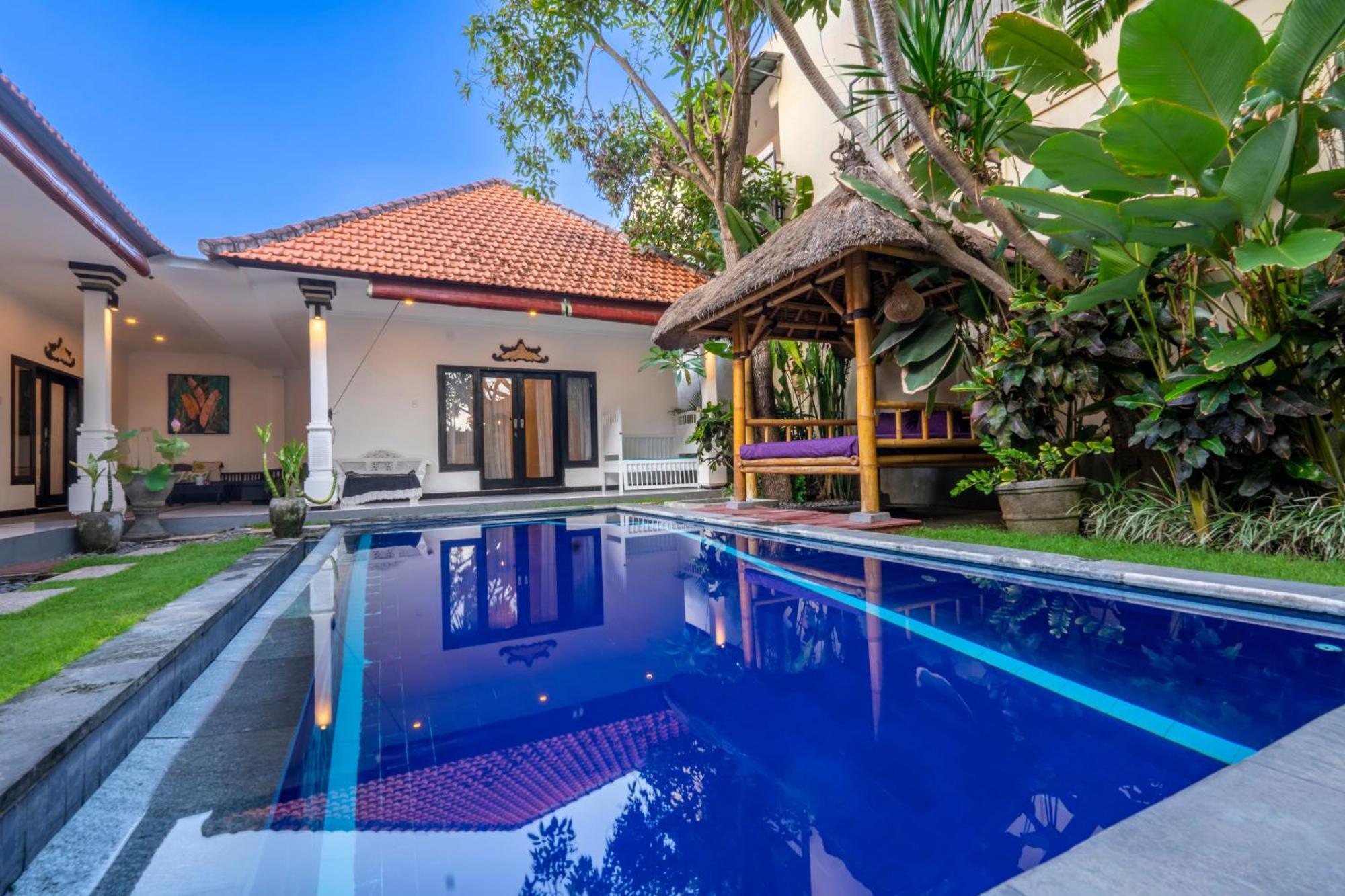 Walking To The Beach At Omahati Villa Canggu  Exterior photo